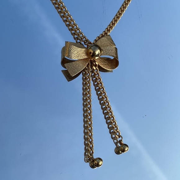 Vintage Park Lane Bow Necklace - Picture 2 of 6